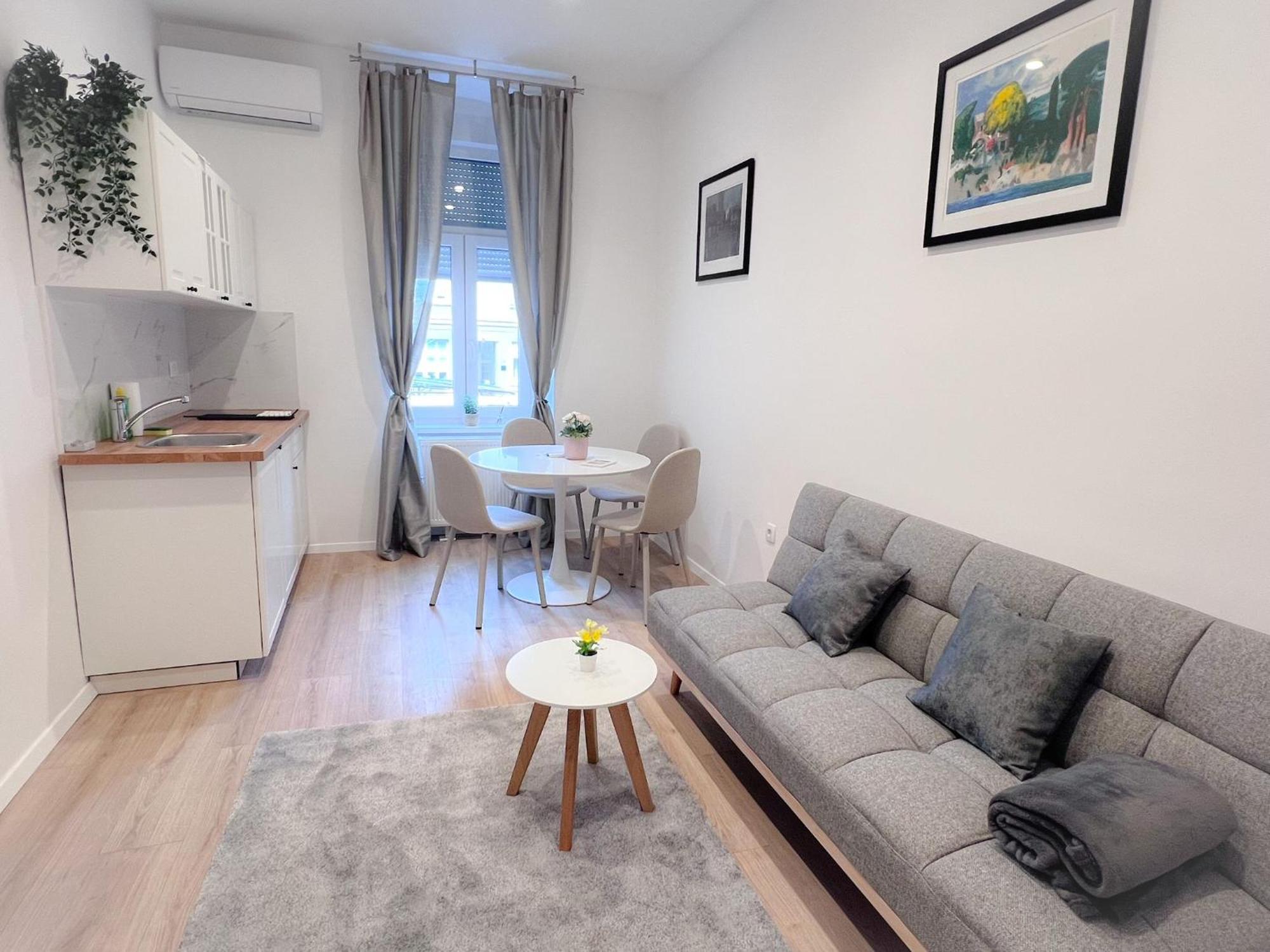 Apartman No. 3 Zagreb Buitenkant foto